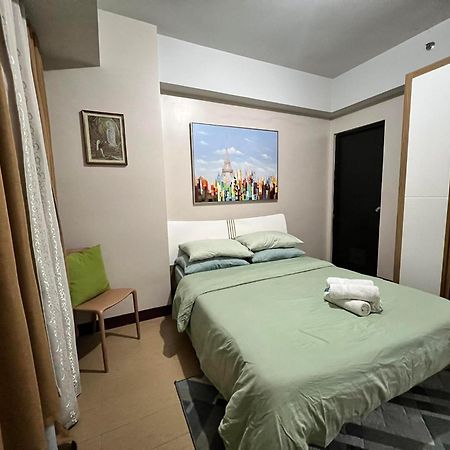 الشقق الفندقية مانيلافي  Manhattan Heights Towerb In Araneta Cubao 5Mins Walk To Smart Araneta المظهر الخارجي الصورة