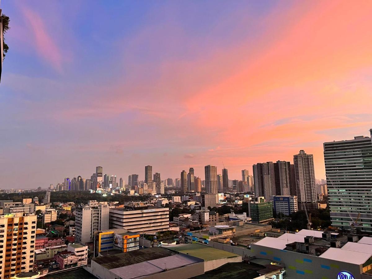الشقق الفندقية مانيلافي  Manhattan Heights Towerb In Araneta Cubao 5Mins Walk To Smart Araneta المظهر الخارجي الصورة