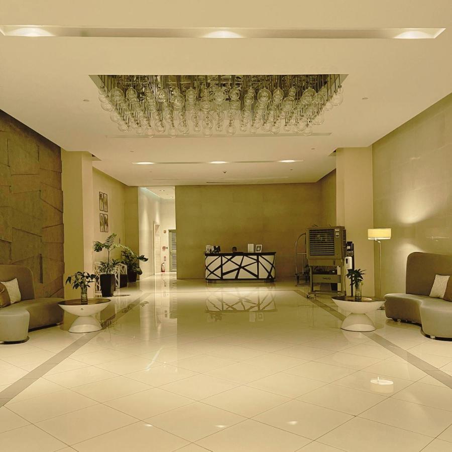 الشقق الفندقية مانيلافي  Manhattan Heights Towerb In Araneta Cubao 5Mins Walk To Smart Araneta المظهر الخارجي الصورة