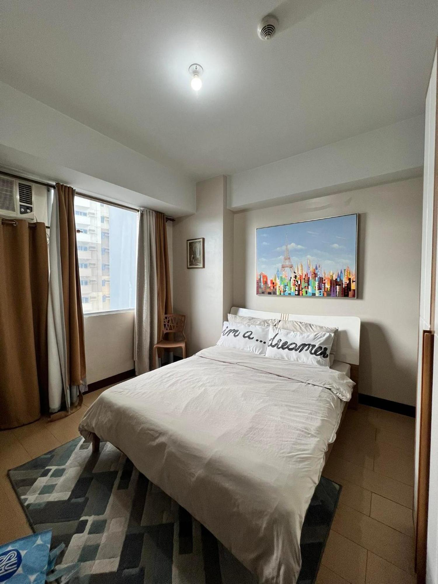 الشقق الفندقية مانيلافي  Manhattan Heights Towerb In Araneta Cubao 5Mins Walk To Smart Araneta المظهر الخارجي الصورة